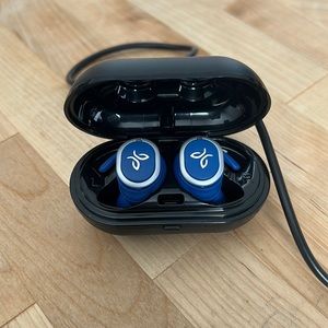 Bluetooth wireless headphones, Jaybird Sport